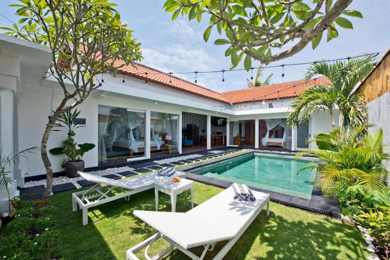 La Fortuna Seminyak Esterno foto