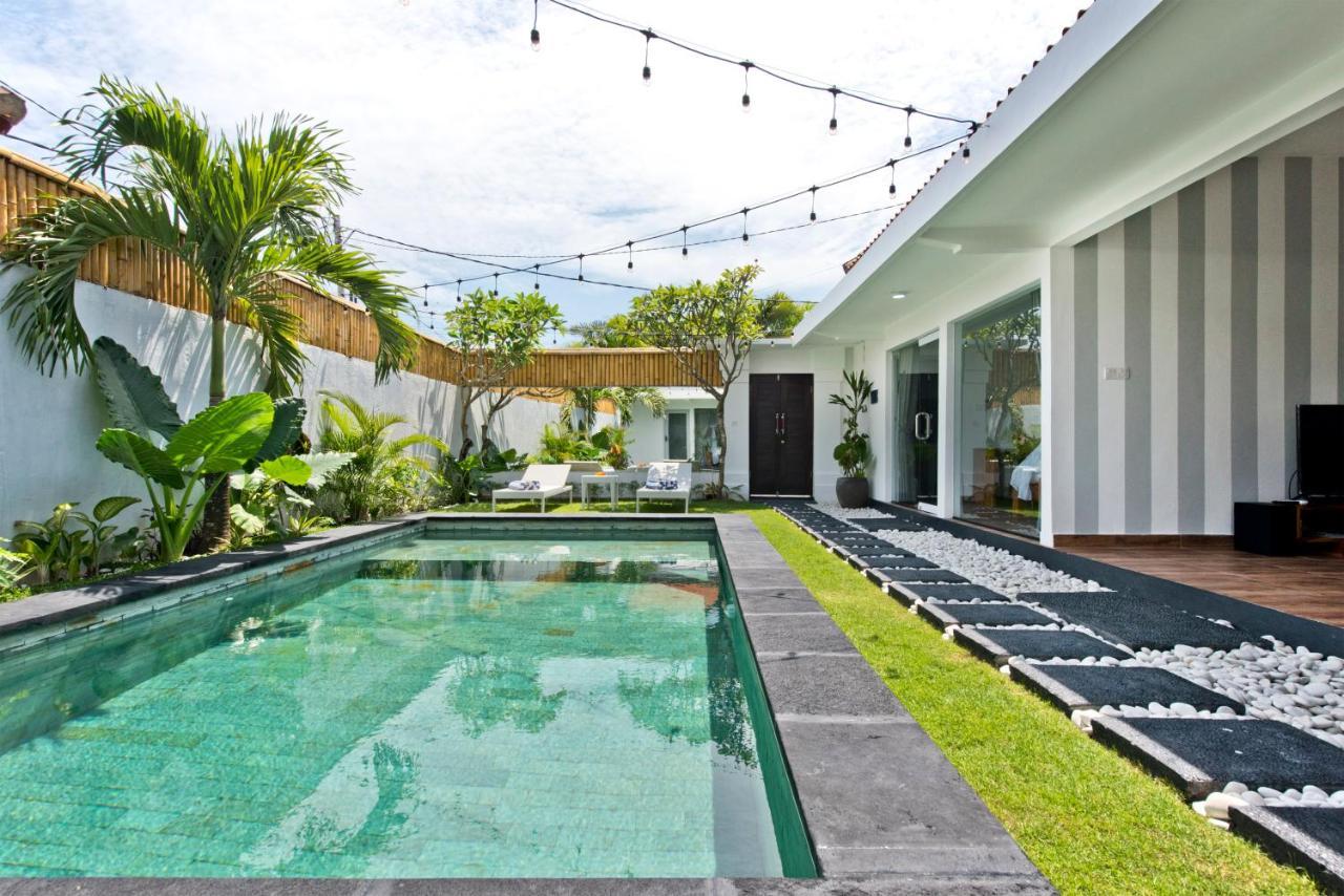 La Fortuna Seminyak Esterno foto