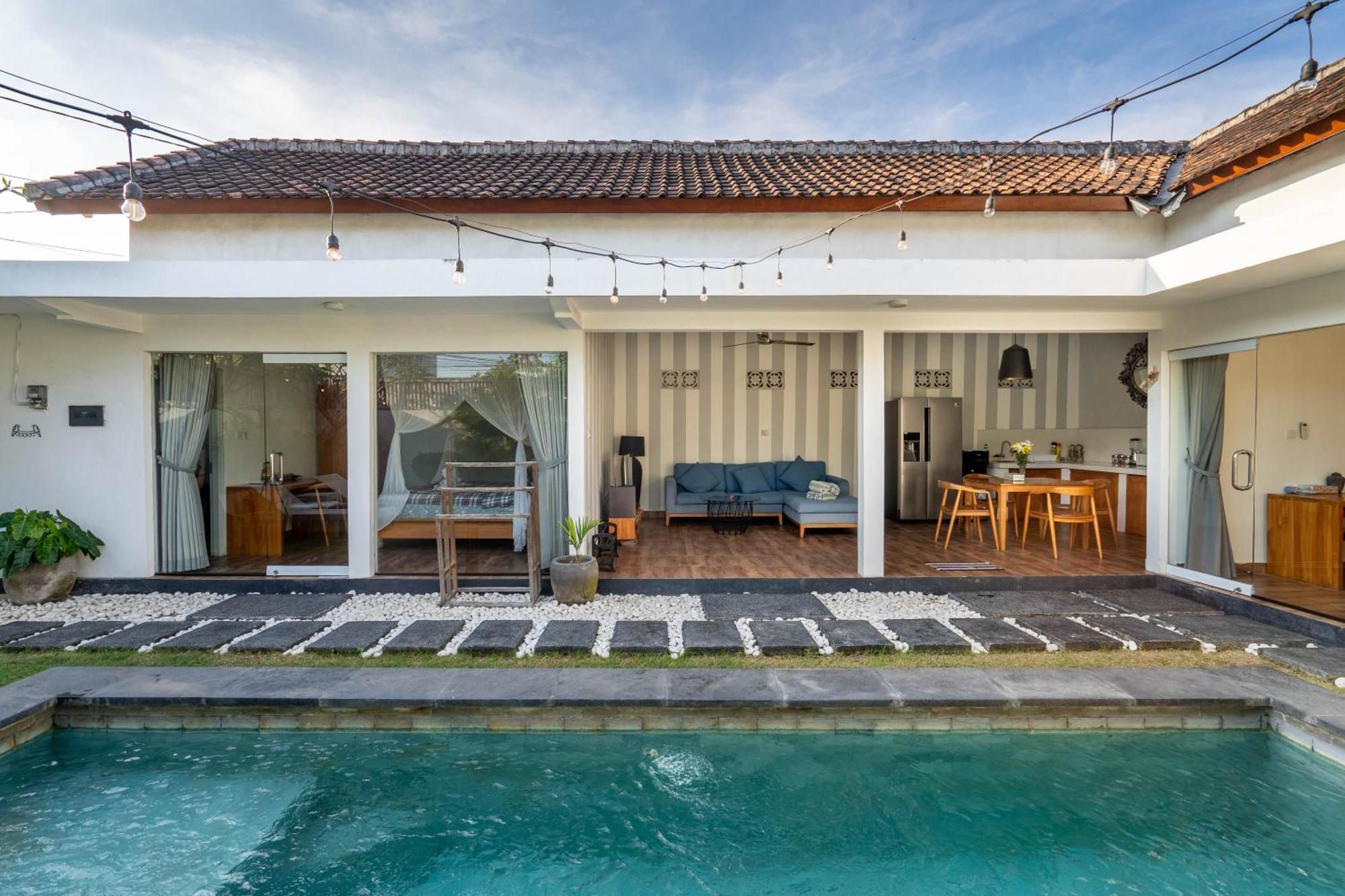 La Fortuna Seminyak Esterno foto
