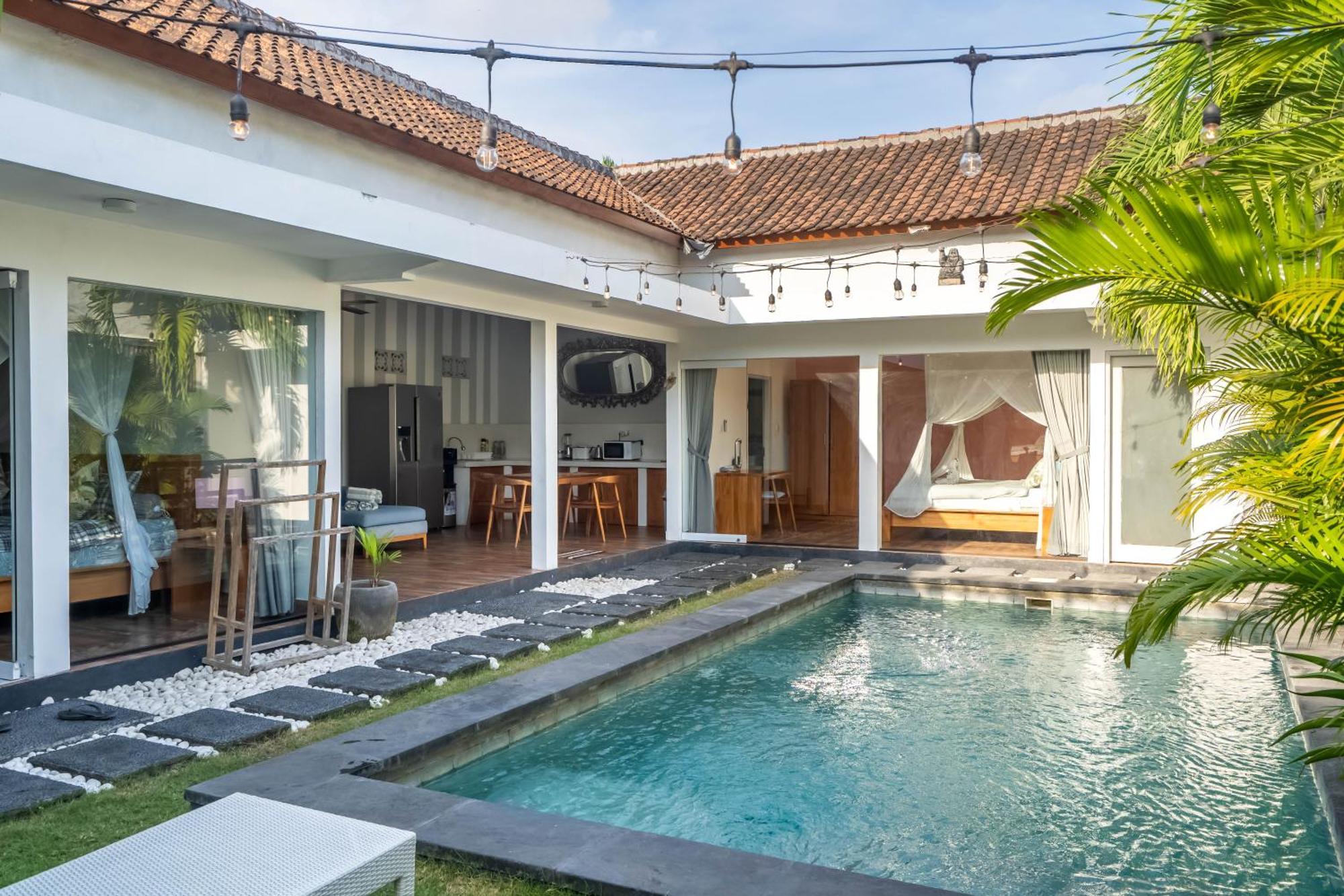 La Fortuna Seminyak Esterno foto